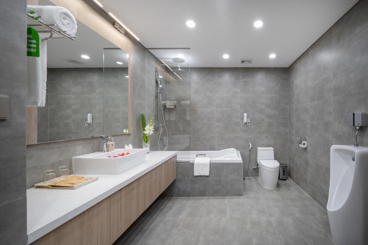 דה נאנג Nguyen Gia Hotel מראה חיצוני תמונה